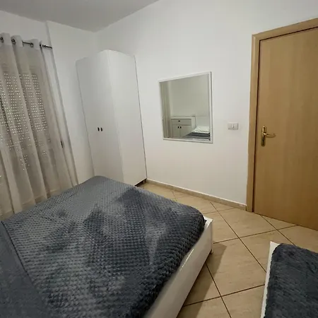 Seaview Apartment Durres